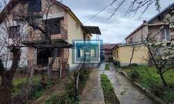 Kuća, Batočina | Prodaja · 240m² · 73.000€
