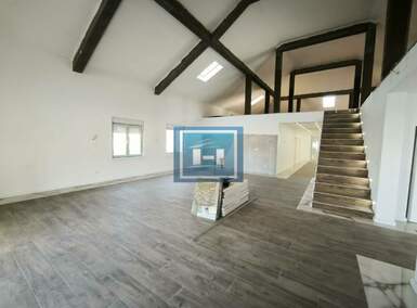 Kuća, Varvarin - Širi centar | Prodaja · 400m² · 250.000€