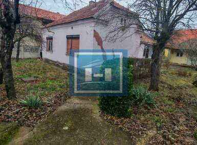 Kuća, Paraćin | Prodaja · 203m² · 30.000€