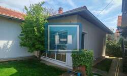 Kuća, Paraćin | Izdavanje · 60m² · 200€