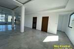 Poslovni prostor / Lokal, Beograd - Labudovo brdo | Izdavanje · 232m² · 2.700€