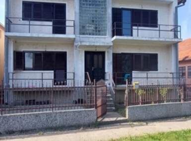 Kuća, Stara Pazova - Stari Banovci | Prodaja · 411m² · 300.000€