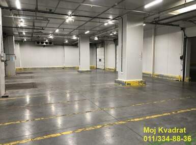 Poslovni prostor / Lokal, Stara Pazova - Novi Banovci | Izdavanje · 2210m² · 18.000€