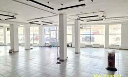 Poslovni prostor / Lokal, Beograd - Mirijevo | Izdavanje · 250m² · 2.500€