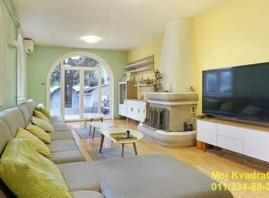 Kuća, Beograd - Stara karaburma | Prodaja · 205m² · 360.000€