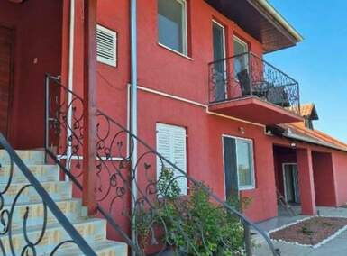 Kuća, Vrbas - Ravno Selo | Prodaja · 240m² · 189.000€