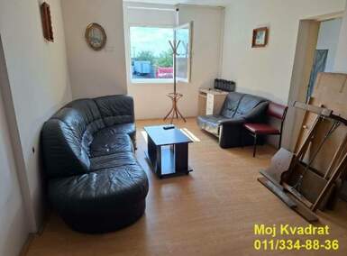 Kuća, Pećinci - Šimanovci | Prodaja · 902m² · 450.000€