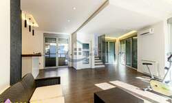 Stan, Beograd - Banovo Brdo | Izdavanje · 195m² · 2.500€