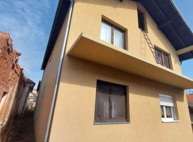 Kuća, Paraćin | Prodaja · 284m² · 90.000€