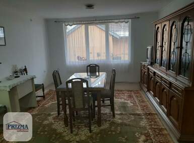 Kuća, Varvarin | Prodaja · 453m² · 111.000€