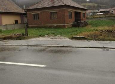 Kuća, Paraćin - Izvor | Prodaja · 96m² · 18.000€