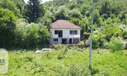 Poslovni prostor / Lokal, Paraćin - Grza | Prodaja · 178m² · 35.000€