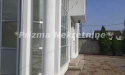 Poslovni prostor / Lokal, Paraćin | Izdavanje · 150m² · 800€