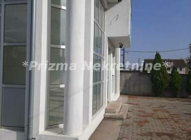 Poslovni prostor / Lokal, Paraćin | Izdavanje · 150m² · 800€