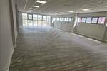 Poslovni prostor / Lokal, Beograd - Batajnicki drum | Izdavanje · 190m² · 1.800€