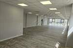 Poslovni prostor / Lokal, Beograd - Batajnicki drum | Izdavanje · 190m² · 1.800€