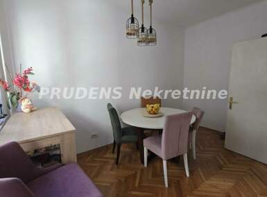 Dvosoban stan, Beograd - Knez Mihajlova | Prodaja · 66m² · 380.000€