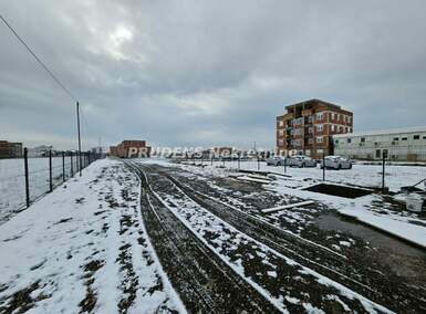 Plac, Beograd - Surčin (mesto) | Prodaja · 164.000€