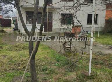 Kuća, Pećinci - Šimanovci | Prodaja · 154m² · 120.000€