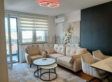 Jednoiposoban stan, Niš - Centar | Izdavanje · 49m² · 600€