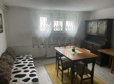 Dvosoban stan, Niš - Crveni pevac | Izdavanje · 54m² · 200€