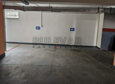 Garaza, Kragujevac - Bubanj | Izdavanje · 12m² · 70€