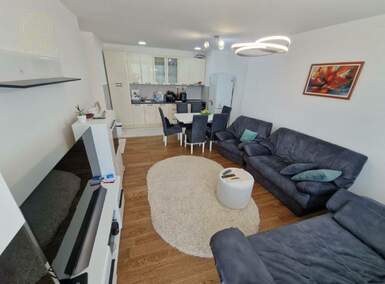 Trosoban stan, Niš - Bulevar Zona 1 | Prodaja · 81m² · 240.000€