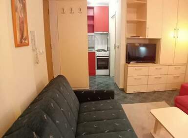 Garsonjera, Novi Sad | Izdavanje · 17m² · 220€