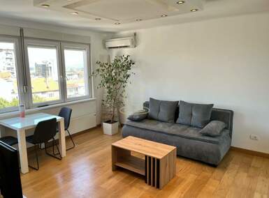 Dvosoban stan, Beograd - Dorćol | Izdavanje · 45m² · 800€