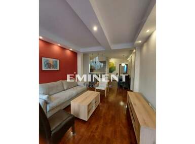Trosoban stan, Beograd - Đeram Pijaca | Izdavanje · 90m² · 850€