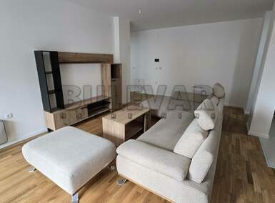 Dvoiposoban stan, Niš - Dom zdravlja | Izdavanje · 72m² · 450€