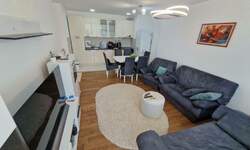 Trosoban stan, Niš - Bulevar Zona 1 | Prodaja · 81m² · 240.000€