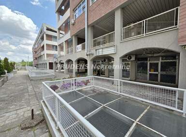 Poslovni prostor / Lokal, Beograd - Blok 10-- YUBC | Prodaja · 34m² · 90.000€