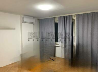 Jednoiposoban stan, Niš - Dom zdravlja | Izdavanje · 40m² · 350€