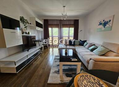 Dvosoban stan, Novi Sad - Centar | Izdavanje · 54m² · 700€