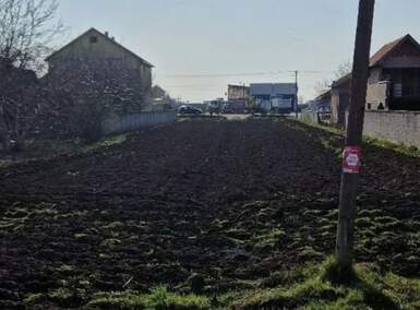 Plac, Stara Pazova | Prodaja · 744m² · 86.000€