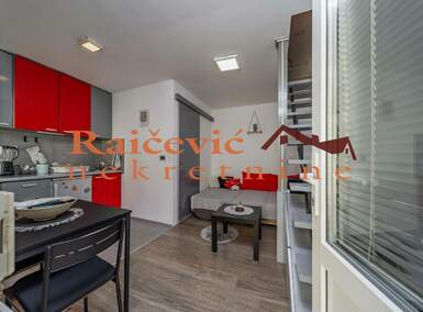 Jednoiposoban stan, Beograd - Vukov Spomenik | Izdavanje · 31m² · 360€