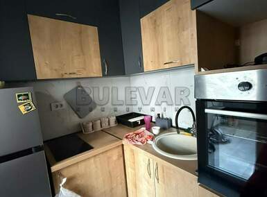 Jednoiposoban stan, Niš - Pantelej(Niš) | Izdavanje · 40m² · 350€