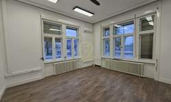 Poslovni prostor / Lokal, Novi Sad | Izdavanje · 72m² · 750€