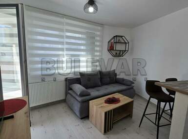Jednoiposoban stan, Niš - Centar | Izdavanje · 35m² · 400€