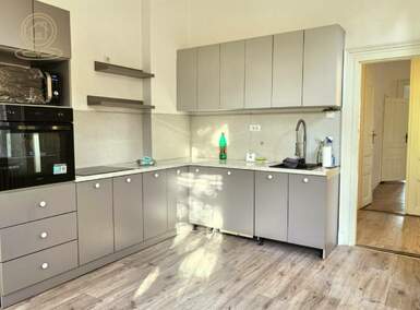 Troiposoban stan, Novi Sad | Izdavanje · 136m² · 1.000€