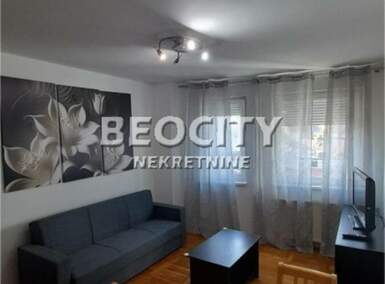 Dvosoban stan, Novi Sad - Centar | Izdavanje · 40m² · 400€