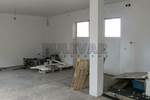 Poslovni prostor / Lokal, Kragujevac - Stanovo | Izdavanje · 200m² · 1.400€