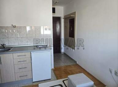 Garsonjera, Niš - Centar | Izdavanje · 19m² · 230€