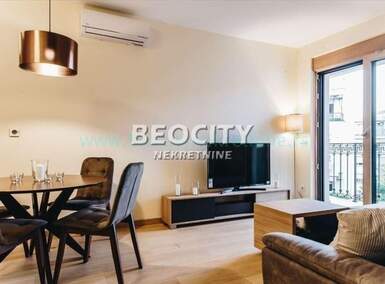 Trosoban stan, Beograd - Vračar (centar) | Izdavanje · 68m² · 1.250€