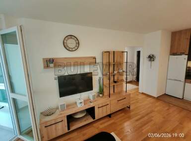 Jednoiposoban stan, Niš - Bulevar Nemanjića | Izdavanje · 45m² · 400€