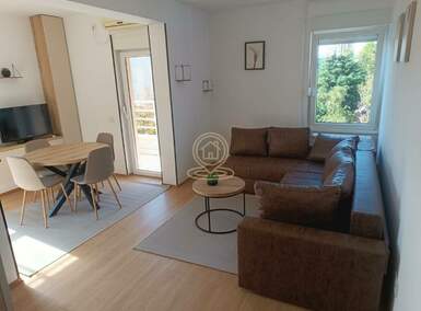 Garsonjera, Novi Sad | Izdavanje · 41m² · 400€