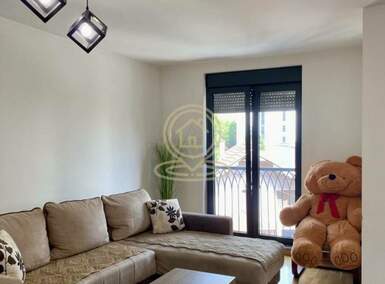 Stan, Niš - Čair | Izdavanje · 100m² · 950€
