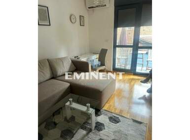 Dvosoban stan, Beograd - Gundulićev Venac | Izdavanje · 38m² · 700€