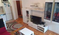 Jednoiposoban stan, Novi Sad | Izdavanje · 38m² · 400€
